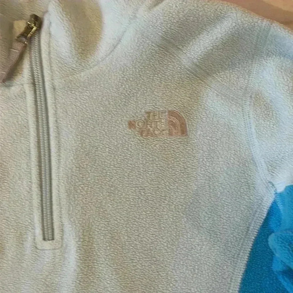 The North Face - 1/4 zipTwo tone kids pullover Polartec fleece jacket. Size M - Picture 2 of 5